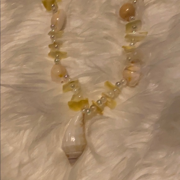 Necklace - Picture 3 of 4